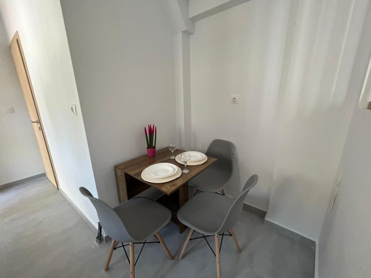 Vespista Boutique Apartment Skiathos Exterior photo