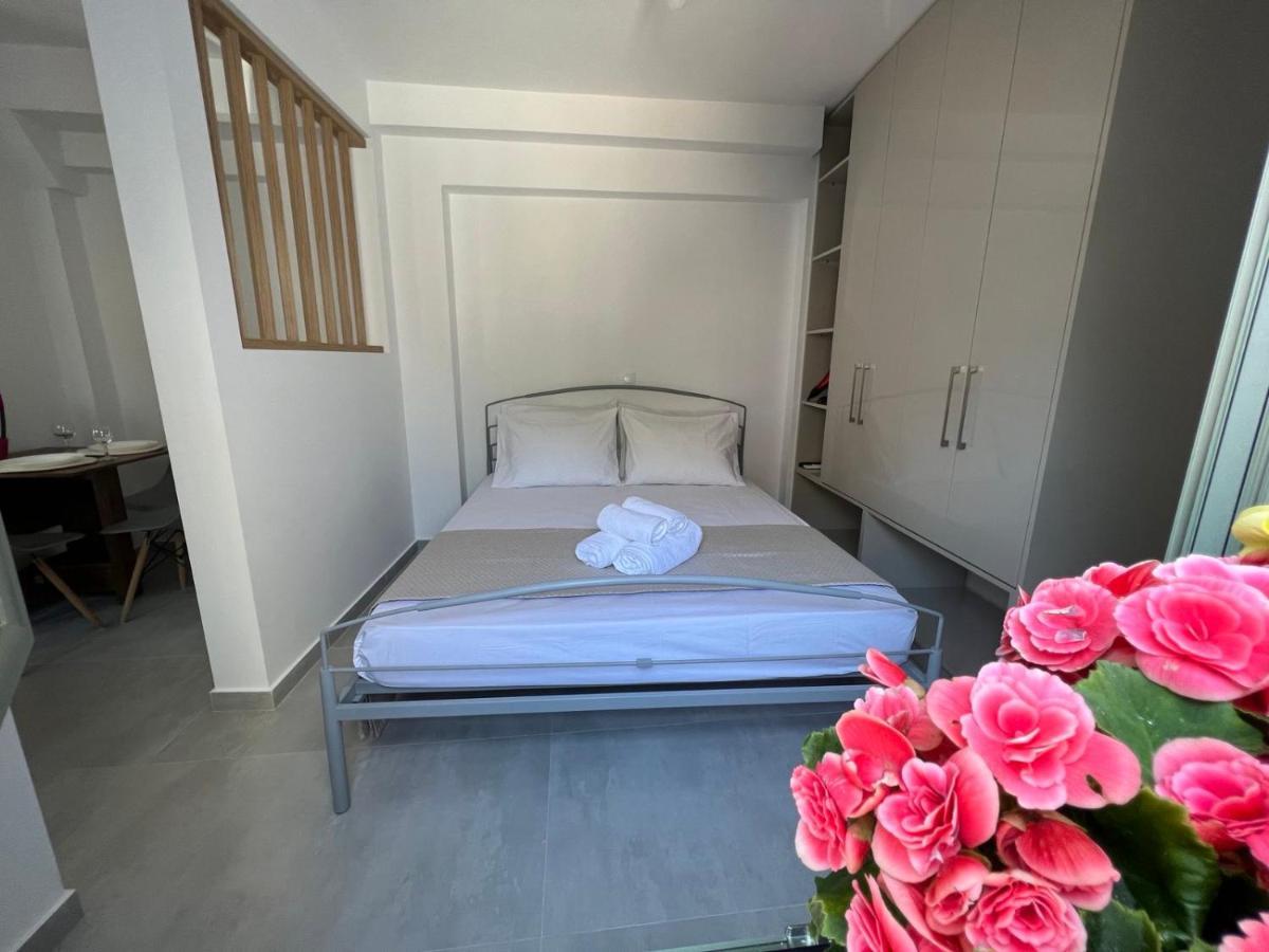 Vespista Boutique Apartment Skiathos Exterior photo