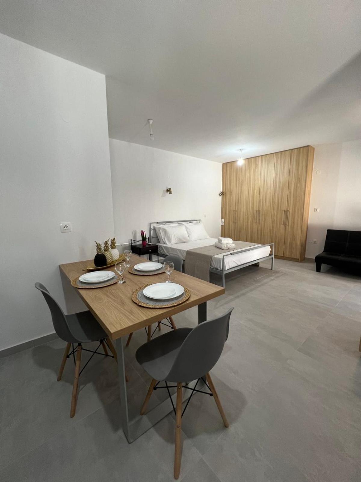 Vespista Boutique Apartment Skiathos Exterior photo